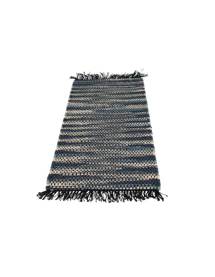 Detail image of  2' 2 x 4'  Hand Woven Chunky Jute Rug