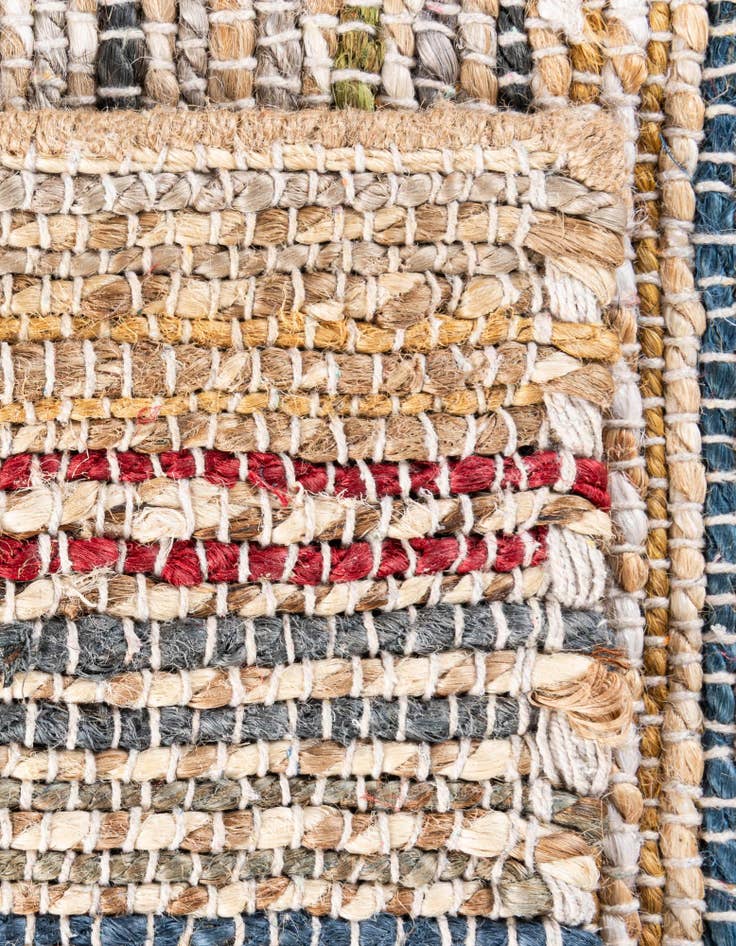 Detail image of  4' 1 x 6' 1  Hand Woven Chunky Jute Rug