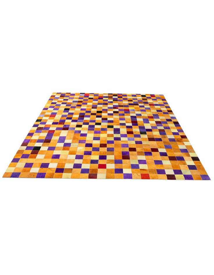 Detail image of  8' x 10' Cowhide - Patchwork Rug