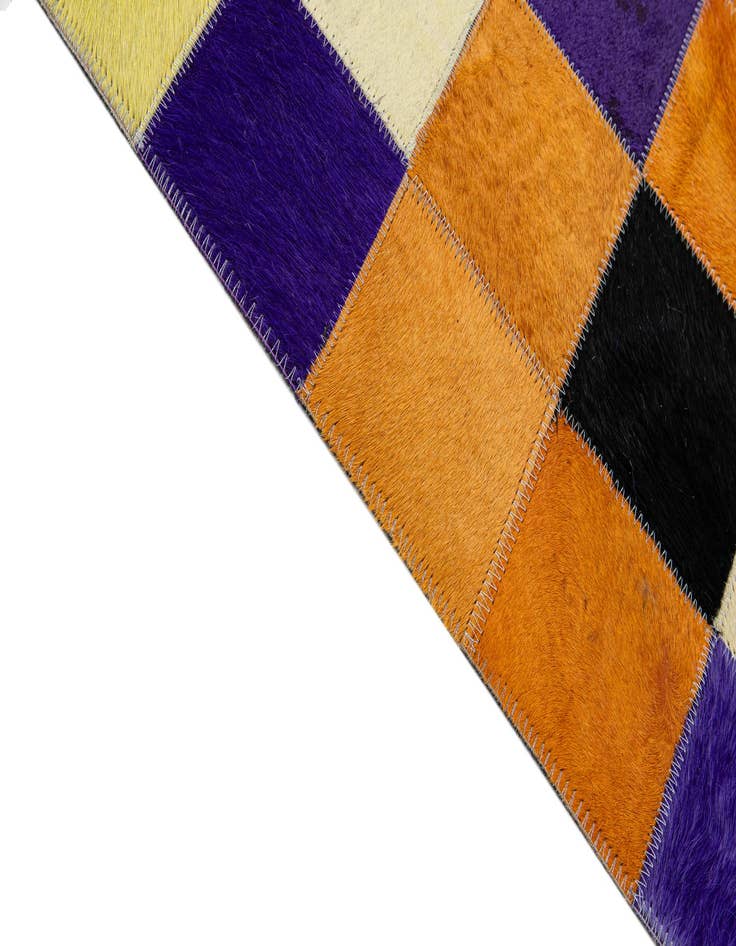 Detail image of  8' x 9' 10 Cowhide - Patchwork Rug