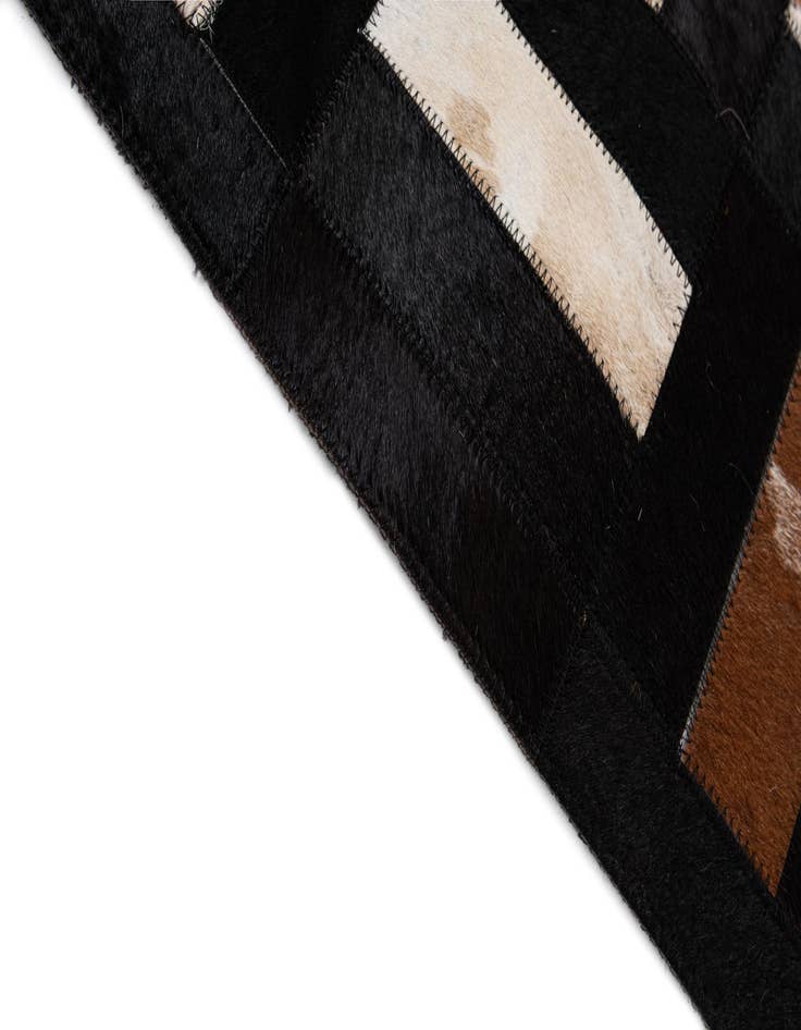 Detail image of  8' 1 x 9' 11 Cowhide - Patchwork Rug