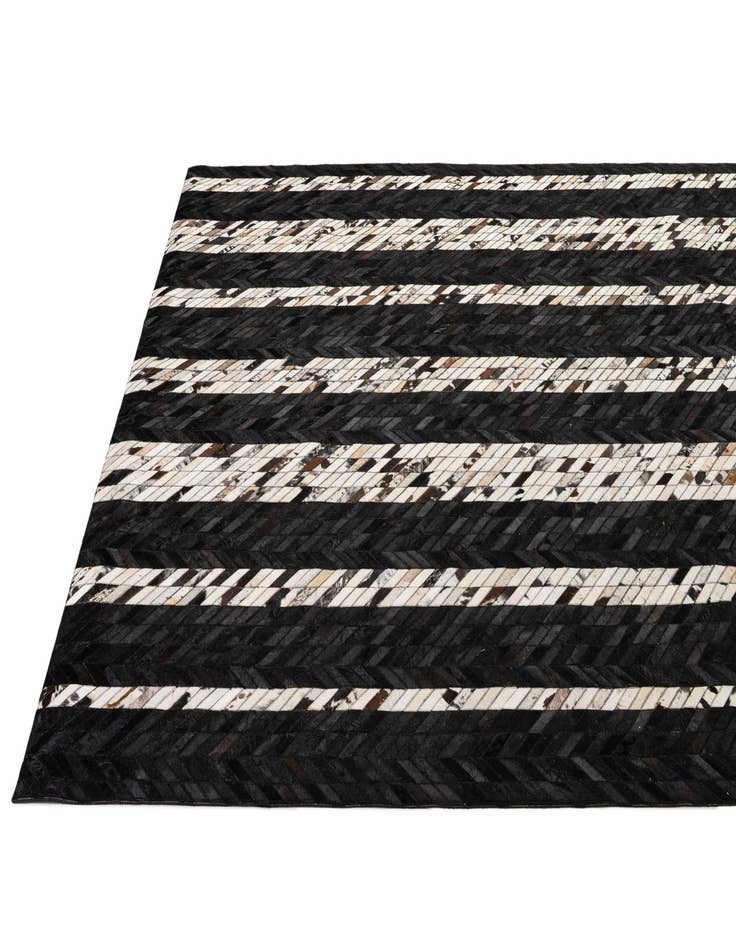 Detail image of  7' 11 x 9' 11 Cowhide - Patchwork Rug