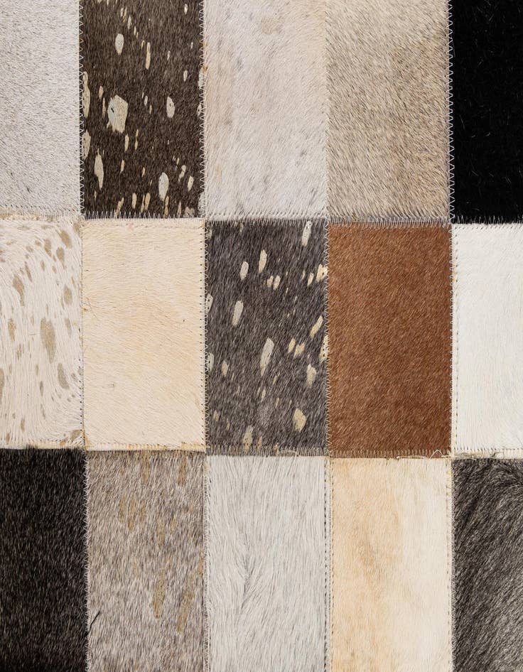 Detail image of  8' x 9' 10 Cowhide - Patchwork Rug