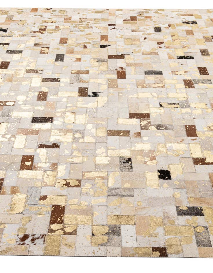 Detail image of  8' x 10' Cowhide - Patchwork Rug