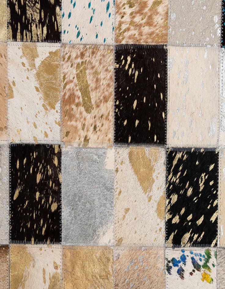 Detail image of  8' x 9' 10 Cowhide - Patchwork Rug