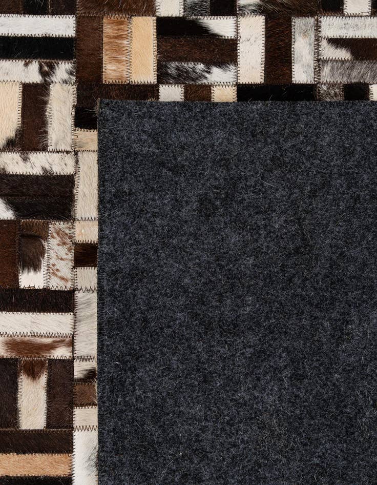 Detail image of  8' x 10' 1 Cowhide - Patchwork Rug