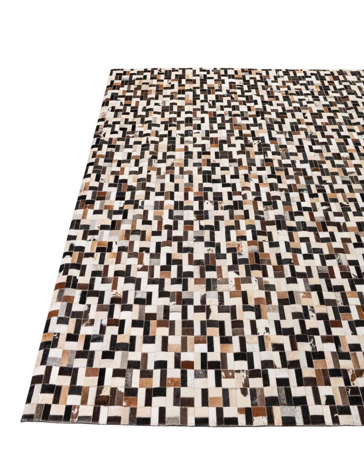Detail image of  8' x 10' Cowhide - Patchwork Rug