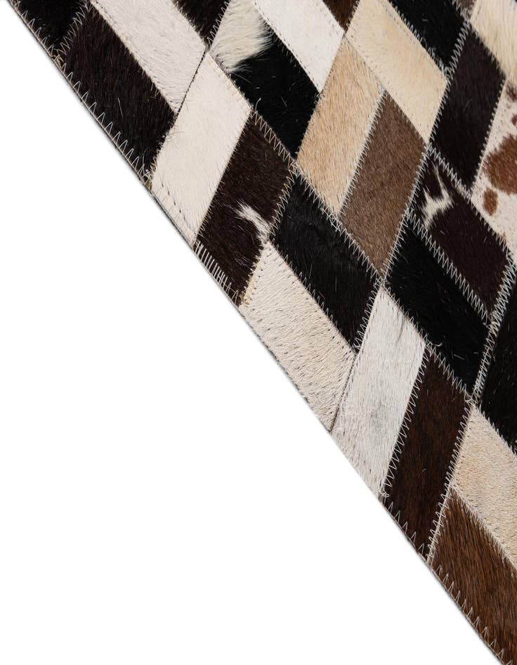 Detail image of  8' x 10' Cowhide - Patchwork Rug