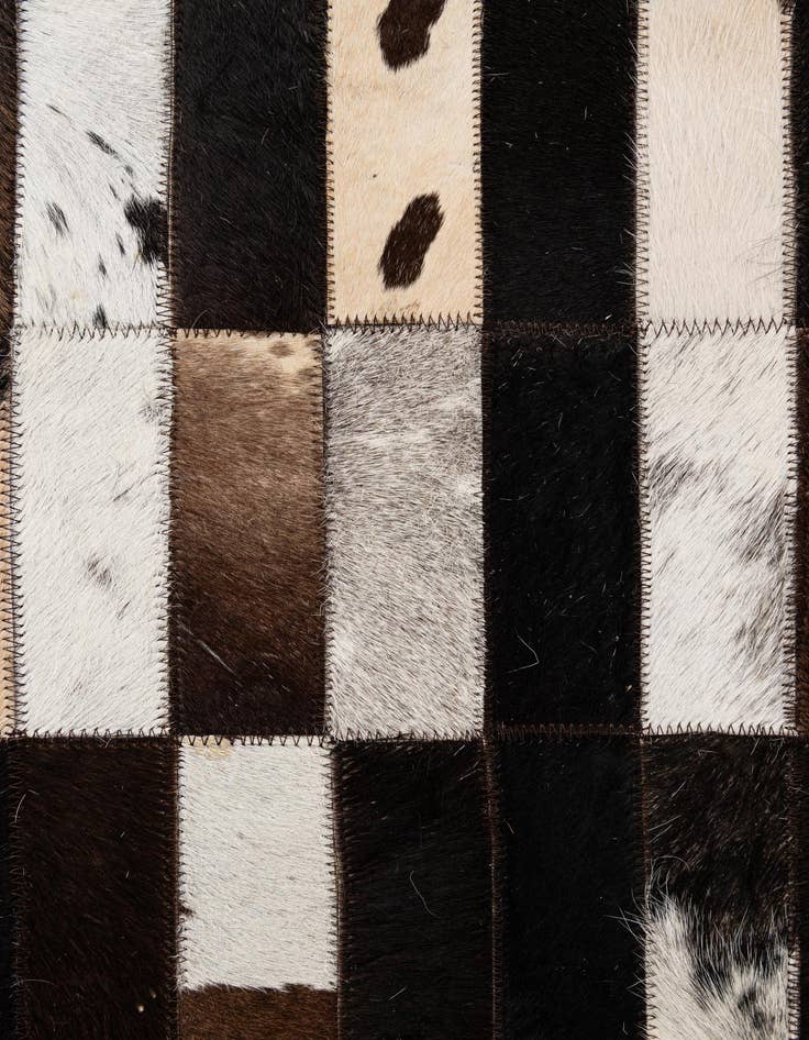Detail image of  8' 2 x 9' 10 Cowhide - Patchwork Rug