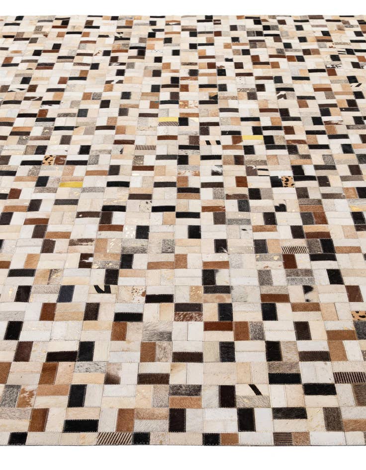 Detail image of  8' x 10' Cowhide - Patchwork Rug