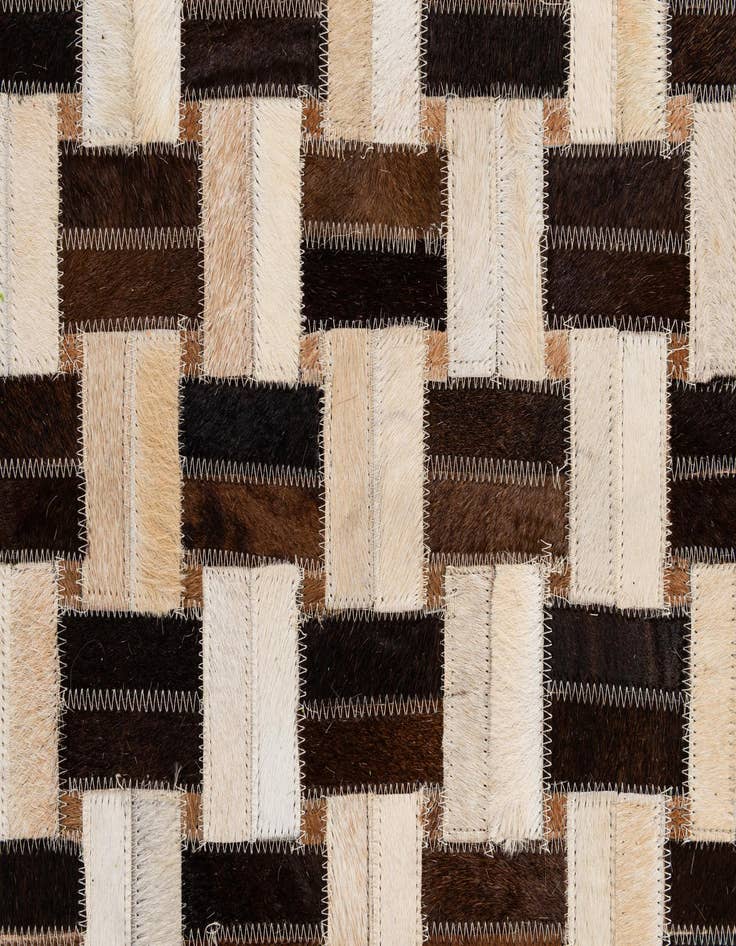 Detail image of  7' 8 x 9' 9 Cowhide - Patchwork Rug