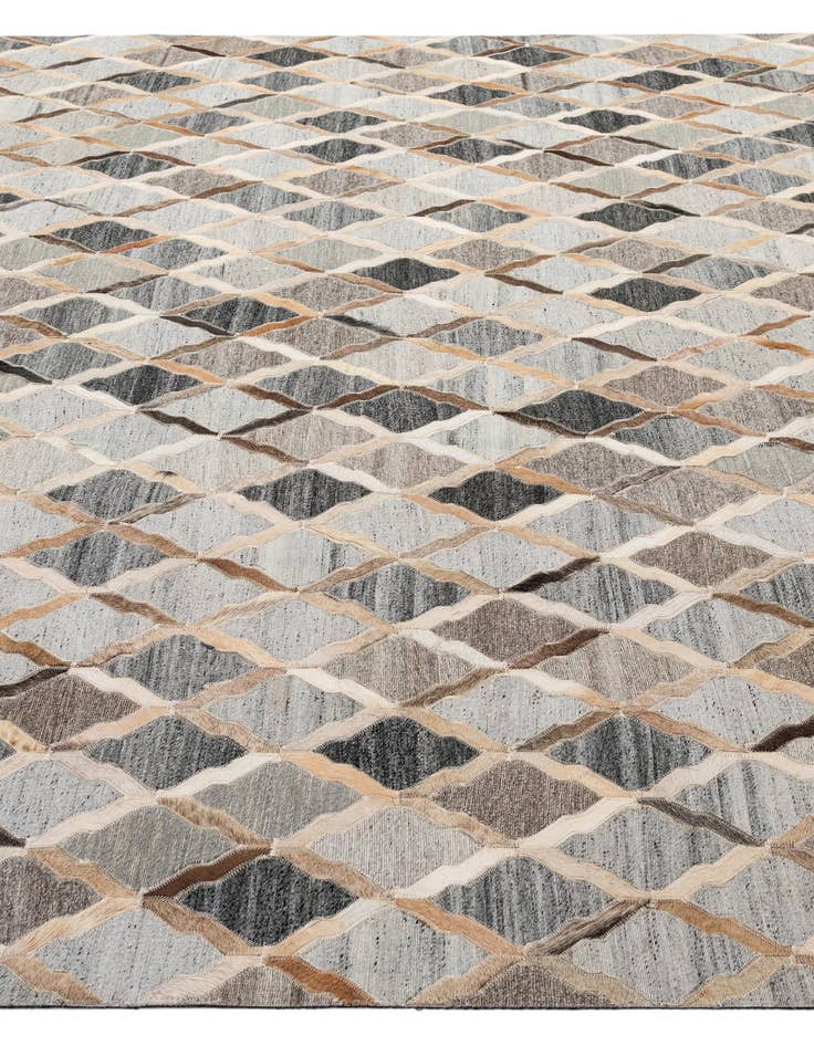 Detail image of  8' x 9' 10 Cowhide - Patchwork Rug