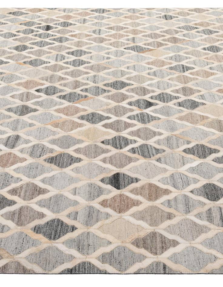 Detail image of  8' x 9' 10 Cowhide - Patchwork Rug