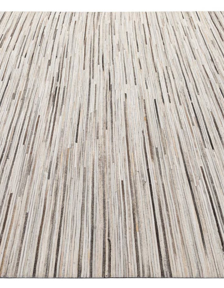 Detail image of  8' x 10' Cowhide - Patchwork Rug