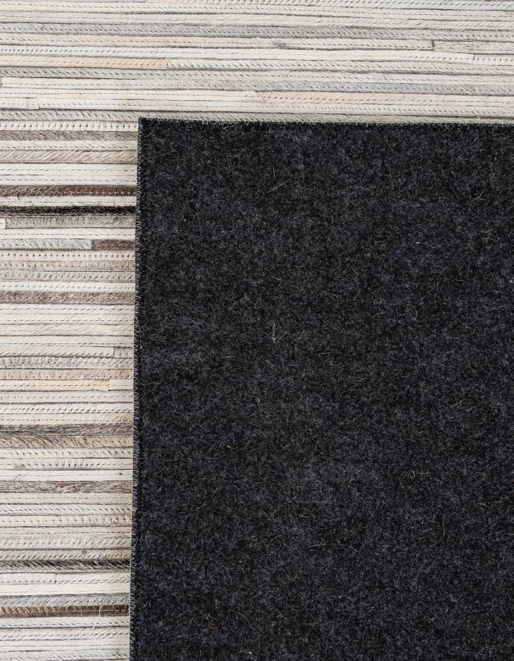 Detail image of  8' x 10' Cowhide - Patchwork Rug