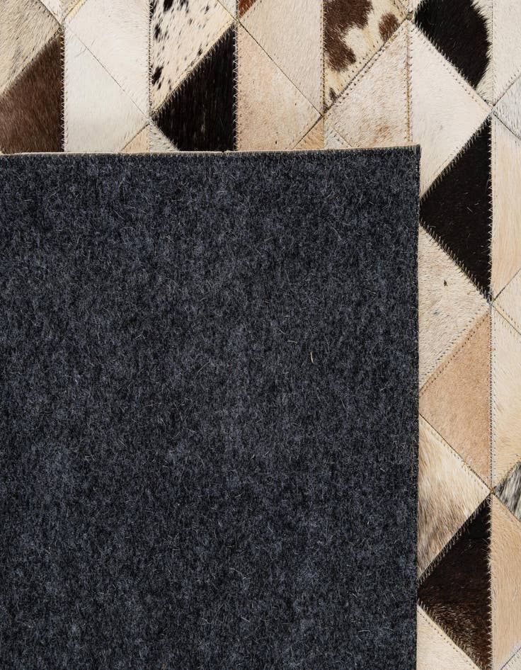 Detail image of  8' x 9' 10 Cowhide - Patchwork Rug