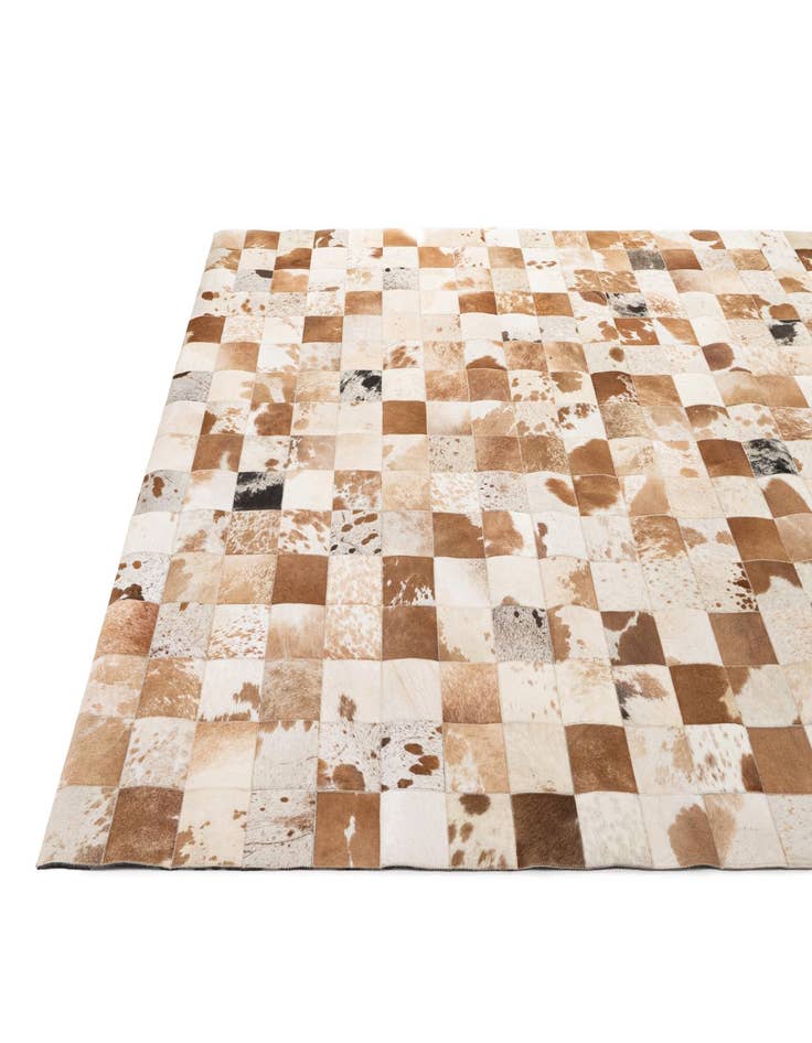 Detail image of  8' x 10' Cowhide - Patchwork Rug