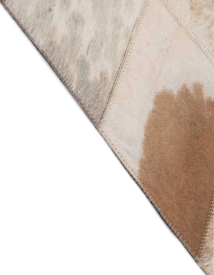 Detail image of  8' x 10' Cowhide - Patchwork Rug