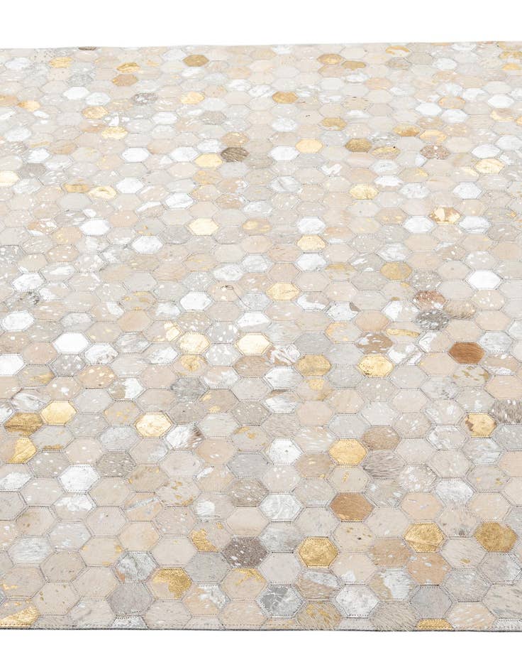 Detail image of  5' 1 x 8' Cowhide - Patchwork Rug