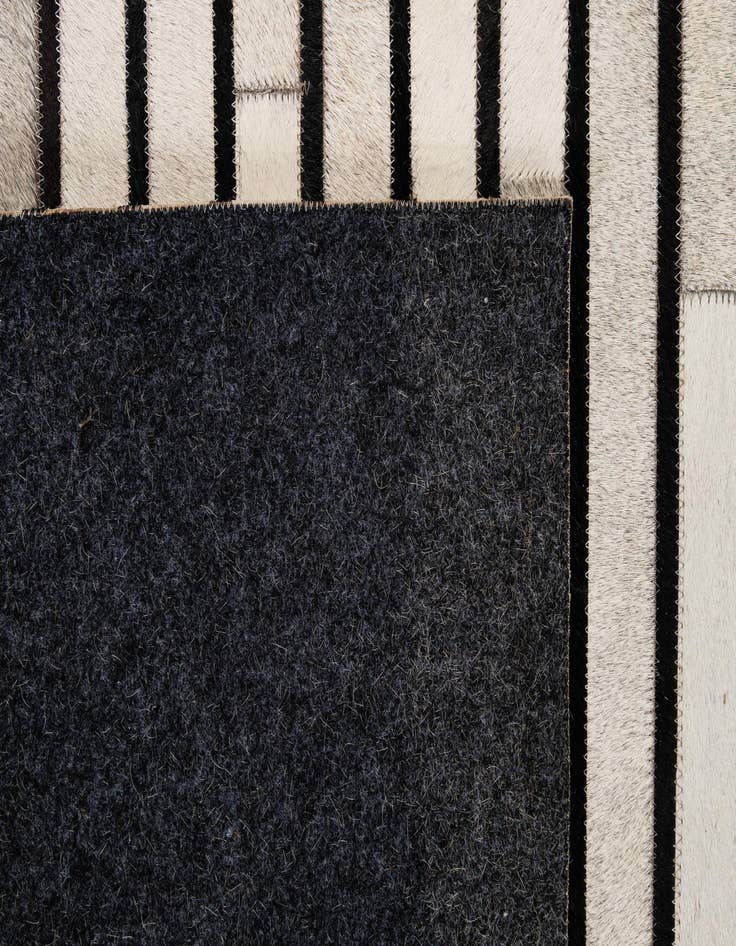 Detail image of  5' 5 x 7' 6 Cowhide - Patchwork Rug