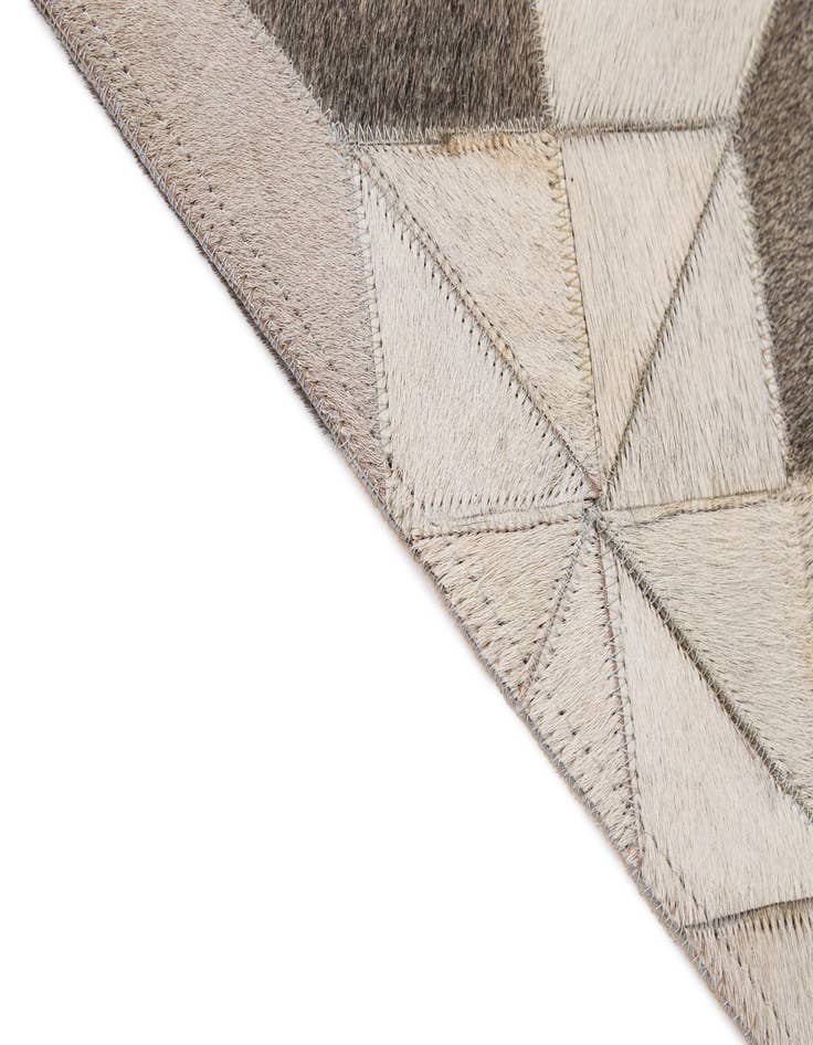 Detail image of  5' x 7' 11 Cowhide - Patchwork Rug