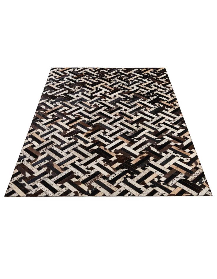 Detail image of  5' 1 x 8' Cowhide - Patchwork Rug