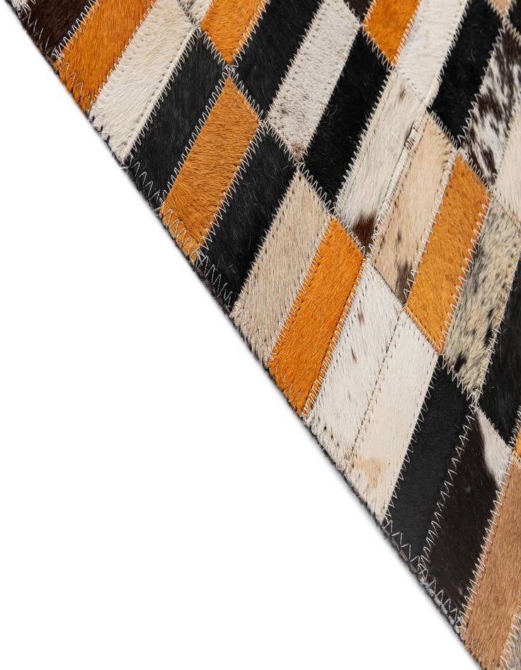 Detail image of  5' x 7' 11 Cowhide - Patchwork Rug