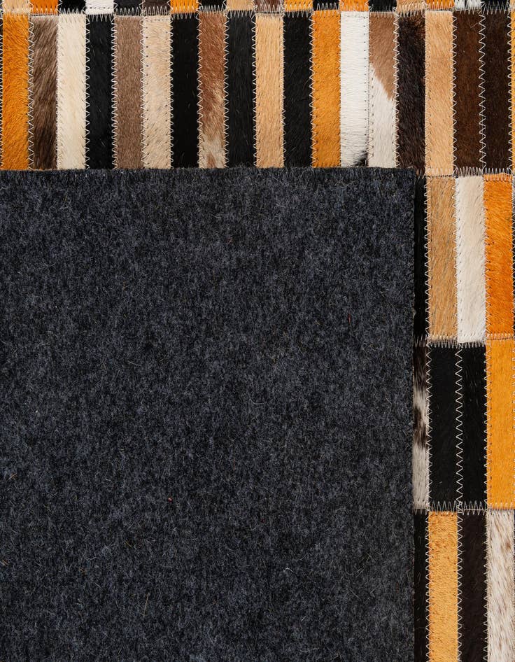 Detail image of  5' x 7' 11 Cowhide - Patchwork Rug