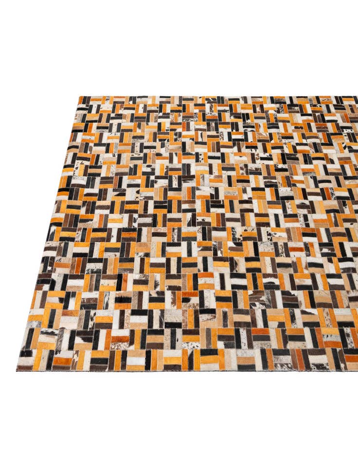 Detail image of  5' x 7' 10 Cowhide - Patchwork Rug