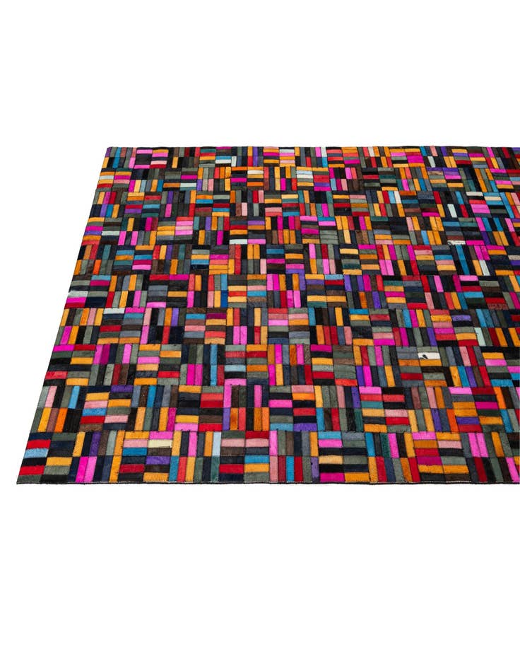 Detail image of  4' 11 x 7' 11 Cowhide - Patchwork Rug