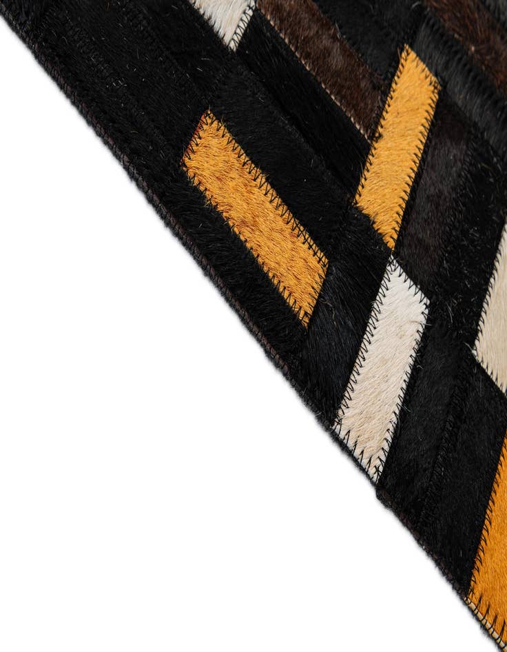 Detail image of  5' x 8' 1 Cowhide - Patchwork Rug
