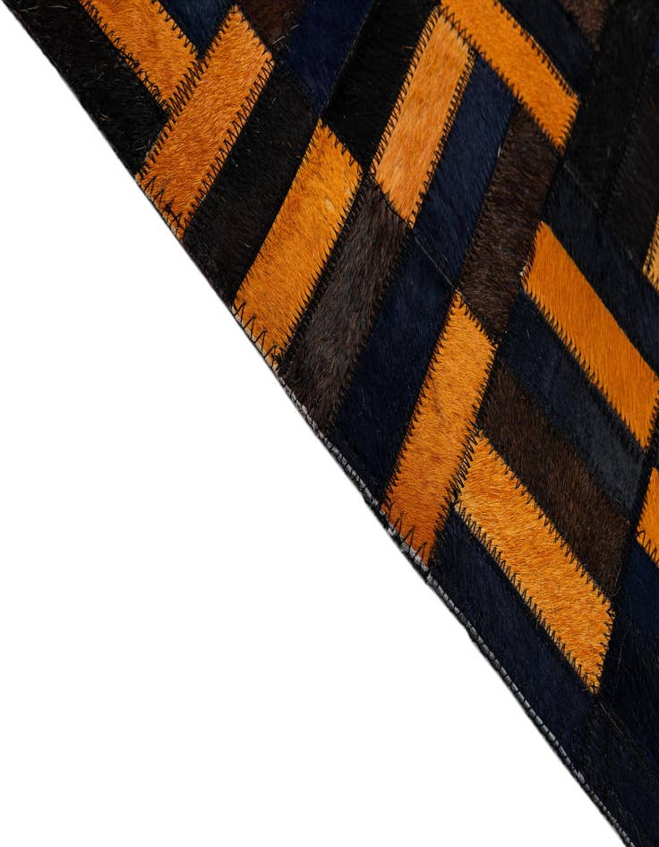 Detail image of  5' x 7' 11 Cowhide - Patchwork Rug