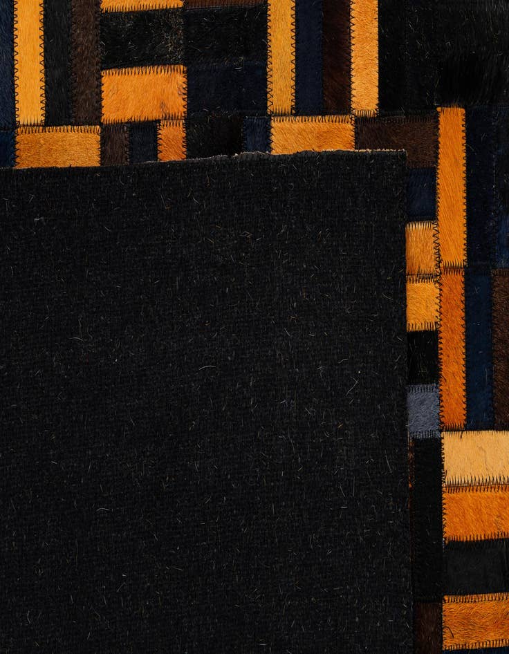 Detail image of  5' x 7' 11 Cowhide - Patchwork Rug