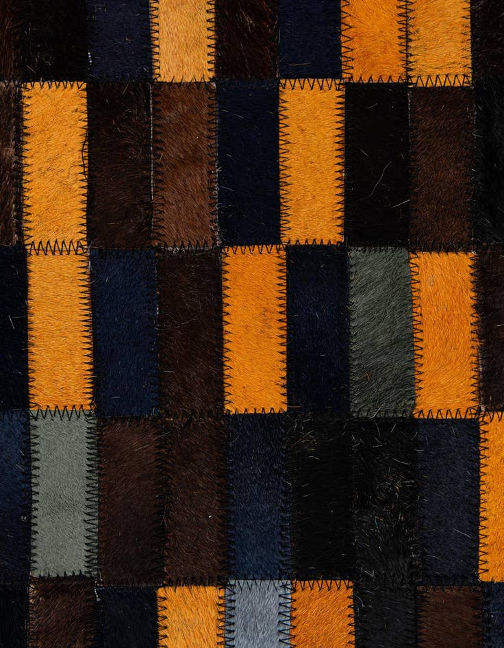 Detail image of  5' x 8' Cowhide - Patchwork Rug