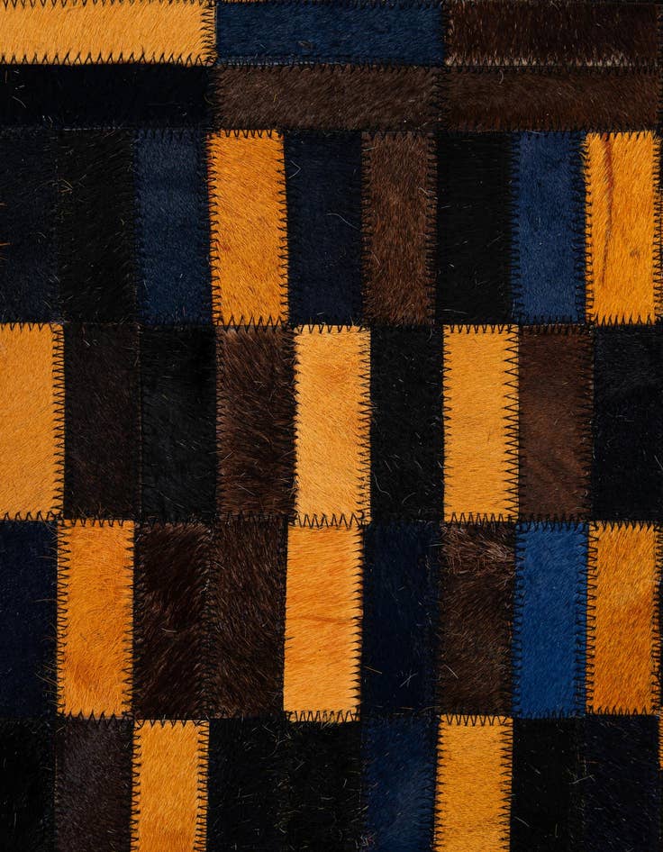 Detail image of  4' 11 x 7' 11 Cowhide - Patchwork Rug