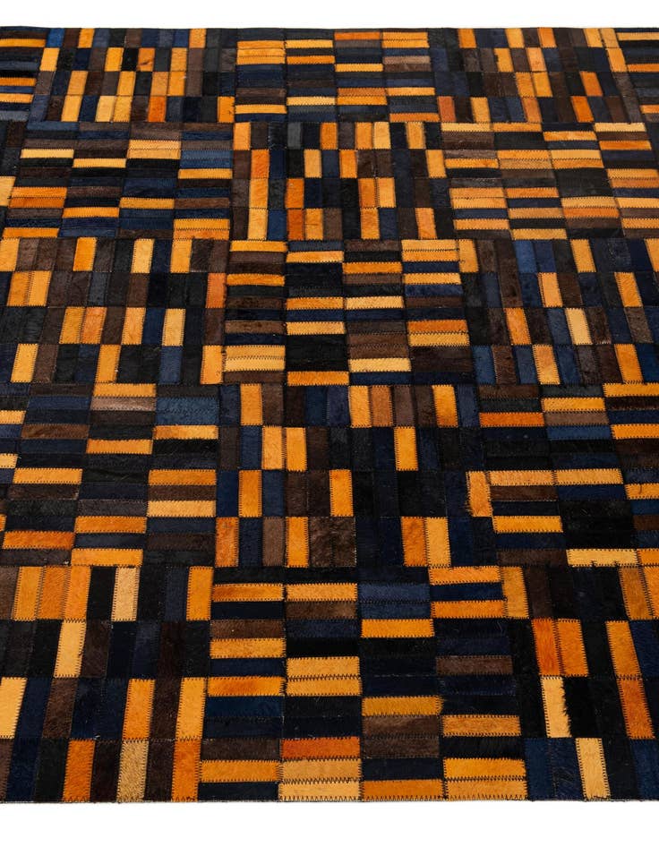 Detail image of  4' 11 x 7' 11 Cowhide - Patchwork Rug