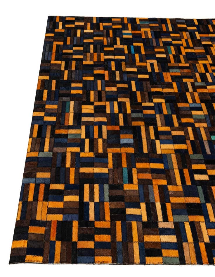 Detail image of  4' 11 x 7' 11 Cowhide - Patchwork Rug