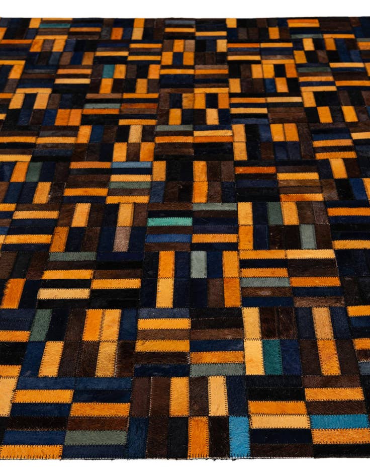 Detail image of  4' 11 x 7' 11 Cowhide - Patchwork Rug