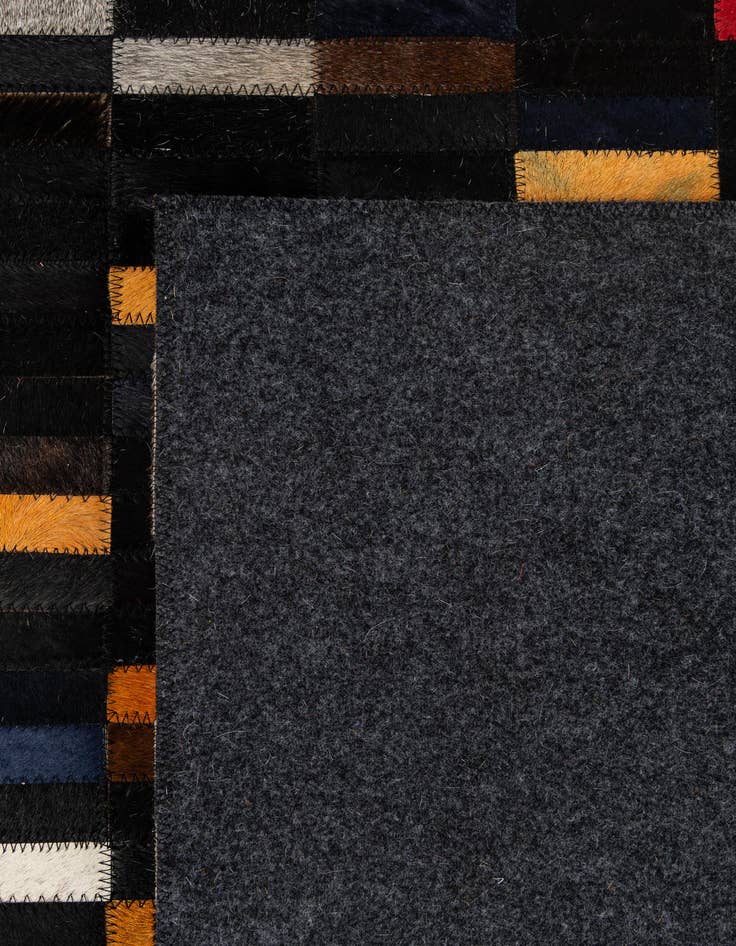 Detail image of  5' 2 x 8' Cowhide - Patchwork Rug