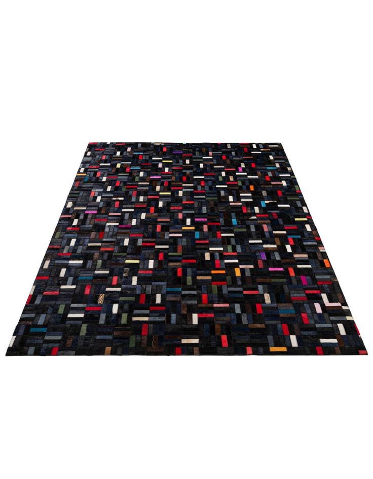 Detail image of  5' 1 x 8' Cowhide - Patchwork Rug