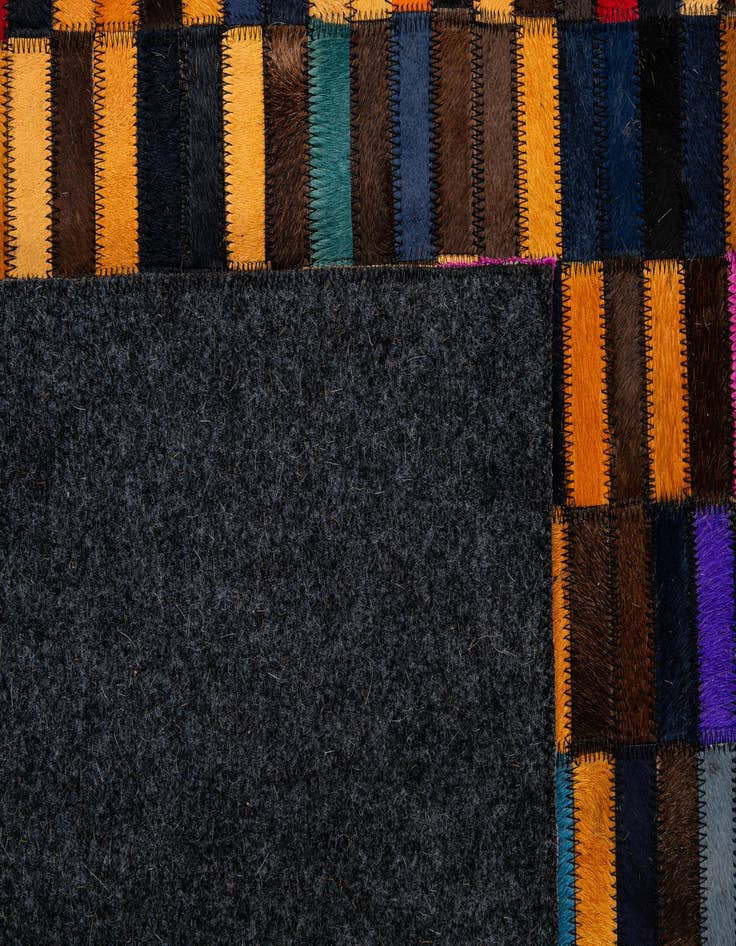 Detail image of  5' x 7' 11 Cowhide - Patchwork Rug