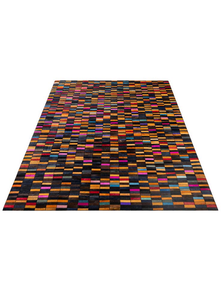 Detail image of  4' 11 x 8' Cowhide - Patchwork Rug