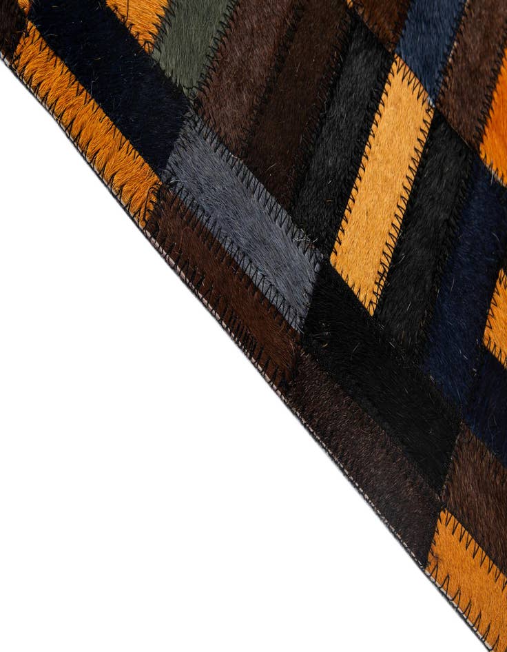Detail image of  5' 1 x 7' 11 Cowhide - Patchwork Rug