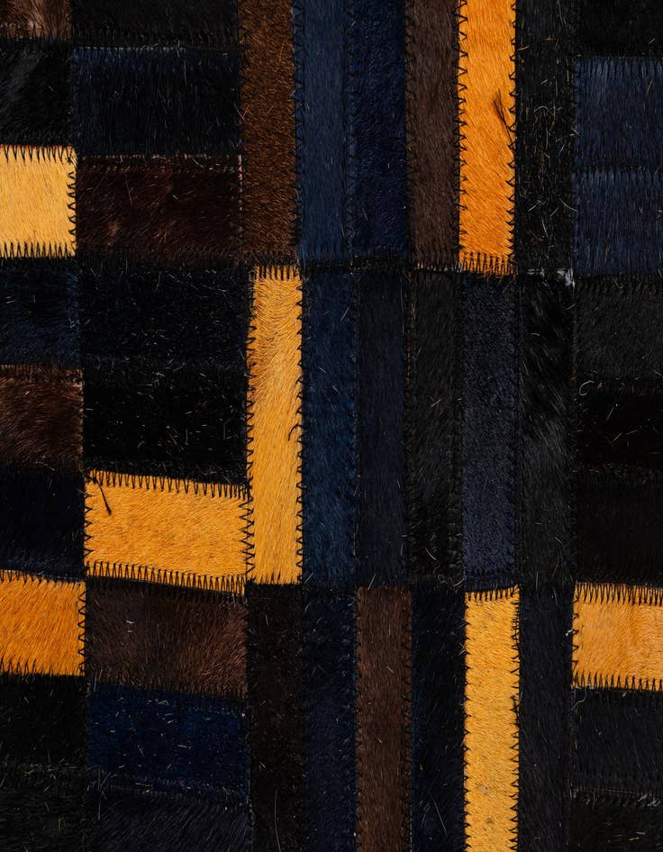 Detail image of  4' 11 x 7' 11 Cowhide - Patchwork Rug