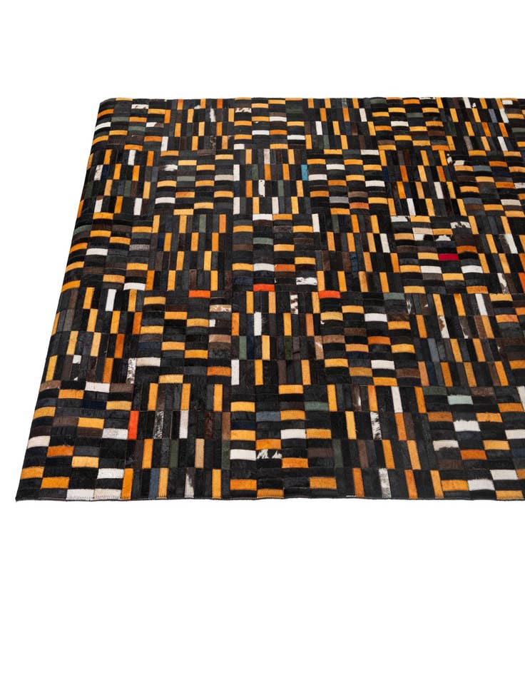 Detail image of  5' x 7' 11 Cowhide - Patchwork Rug