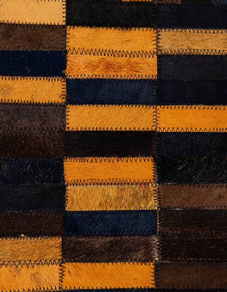 Detail image of  5' x 7' 11 Cowhide - Patchwork Rug