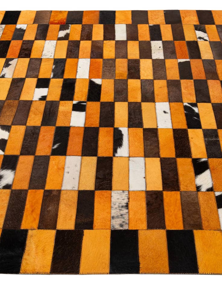 Detail image of  5' 1 x 7' 11 Cowhide - Patchwork Rug