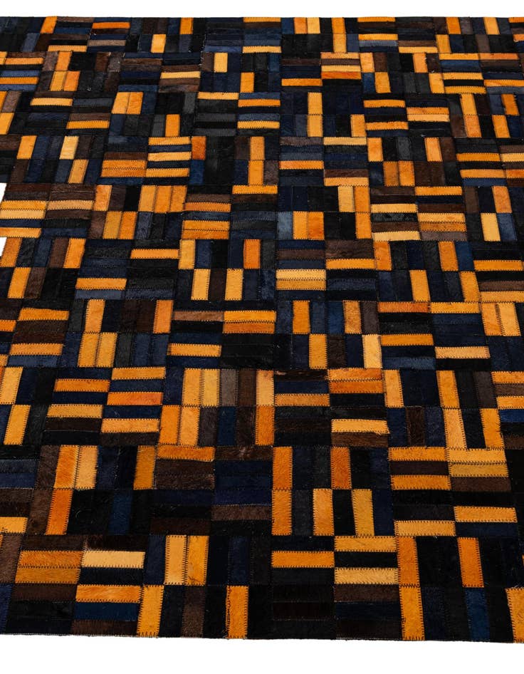 Detail image of  5' x 7' 11 Cowhide - Patchwork Rug
