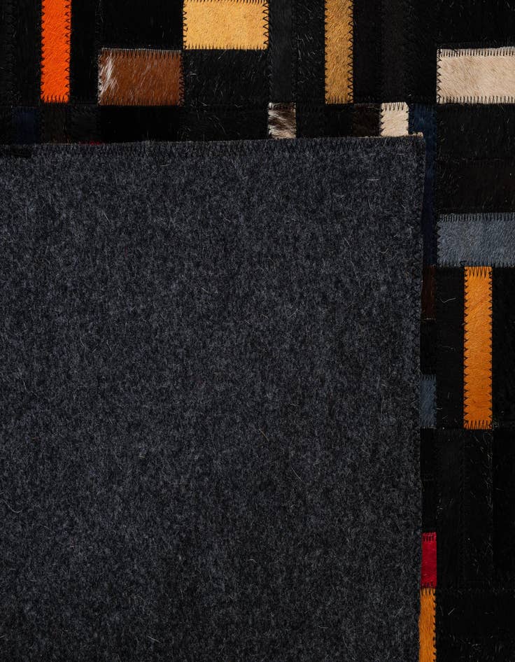Detail image of  5' 1 x 8' Cowhide - Patchwork Rug