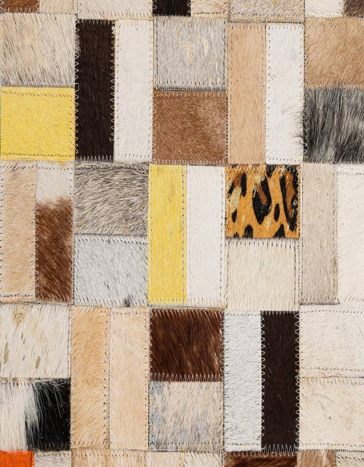 Detail image of  5' x 8' Cowhide - Patchwork Rug